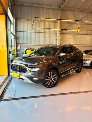 FIAT TORO 2.0 16V TURBO DIESEL RANCH 4WD AT9 FIAT TORO 2.0 16V TURBO DIESEL RANCH 4WD AT9